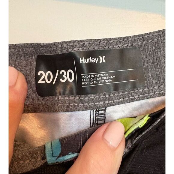 HURLEY - Big Boys Sz 20/30 Board Shorts/Drawstring Adj. Waistband/Above Knee - Picture 4 of 16